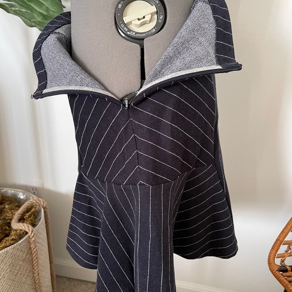 Banana Republic Flounce Hem Skirt - Picture 6 of 10